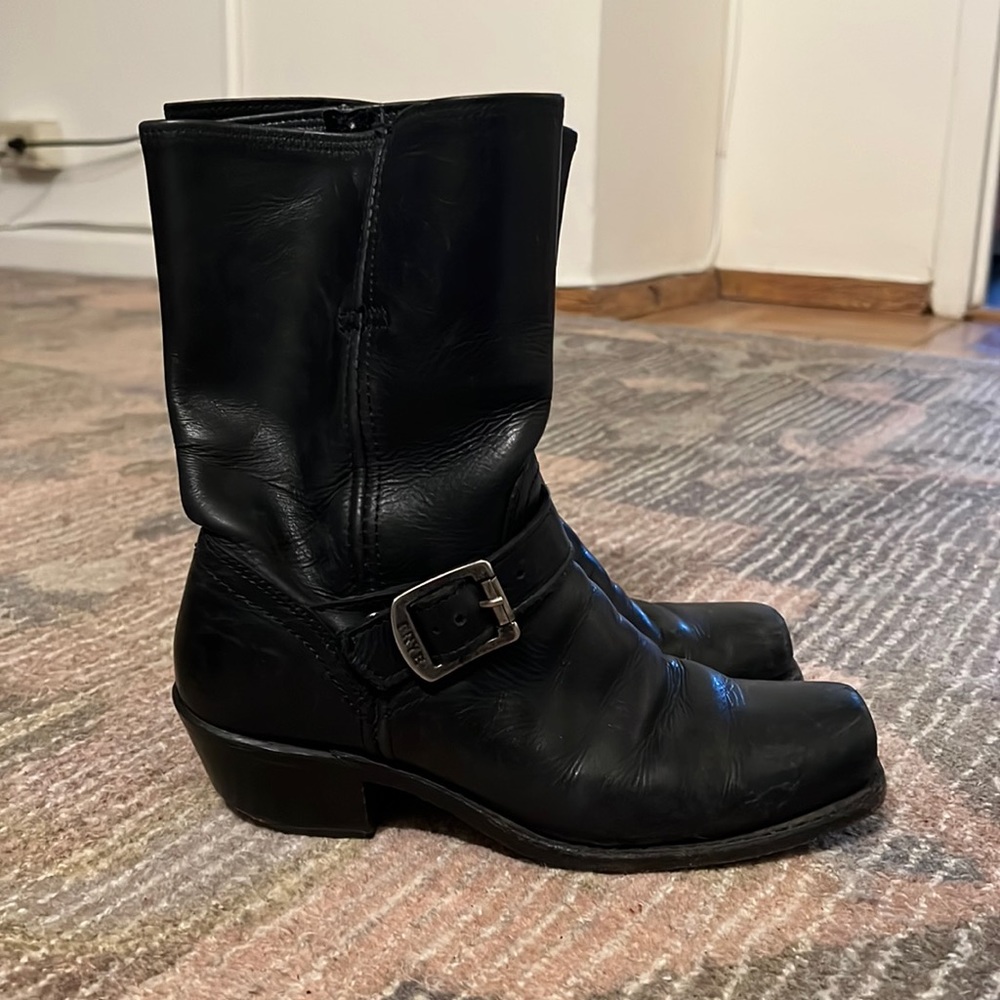 Frye Calvary Strap Short Leather Black Boot